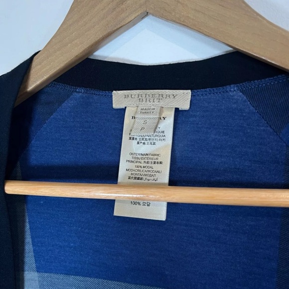 Burberry Cardigan - Picture 3 of 3